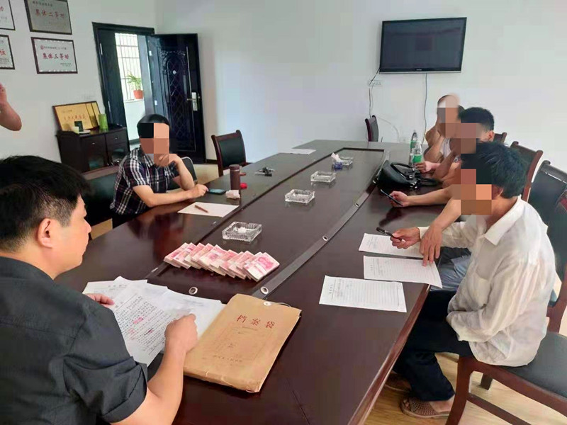 图片.jpg 图片.jpg